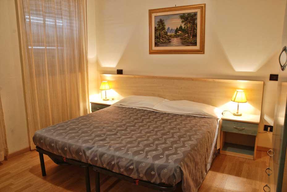 נטונו Hotel Scacciapensieri מראה חיצוני תמונה