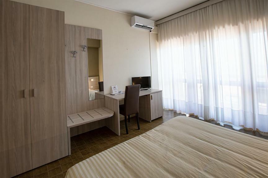 נטונו Hotel Scacciapensieri מראה חיצוני תמונה