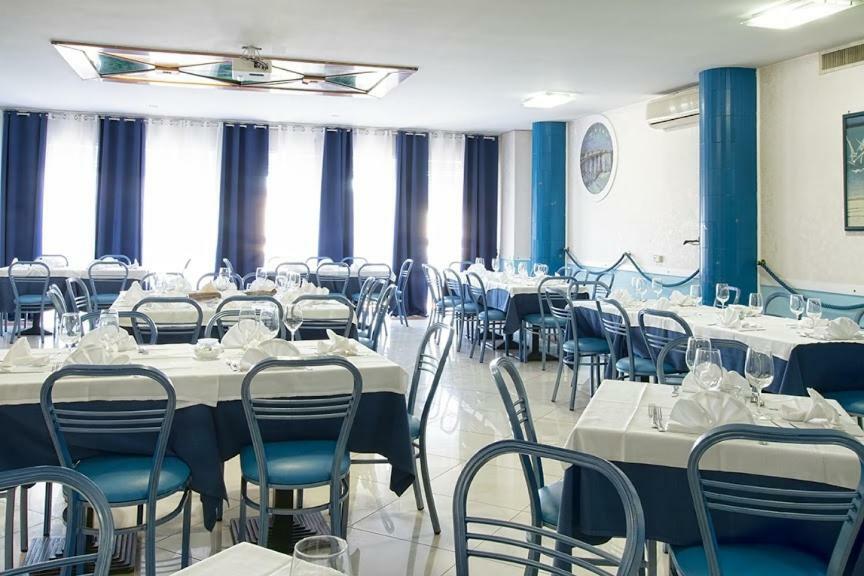 נטונו Hotel Scacciapensieri מראה חיצוני תמונה