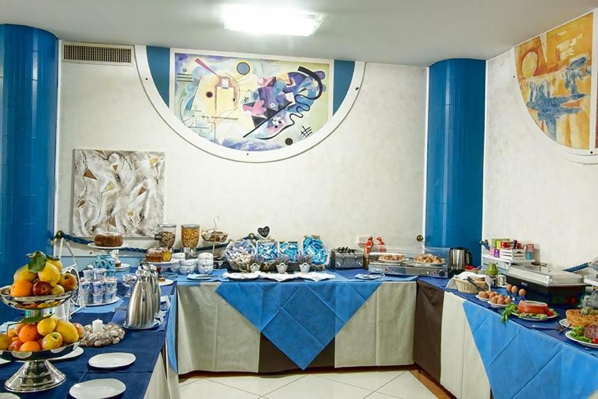 נטונו Hotel Scacciapensieri מראה חיצוני תמונה