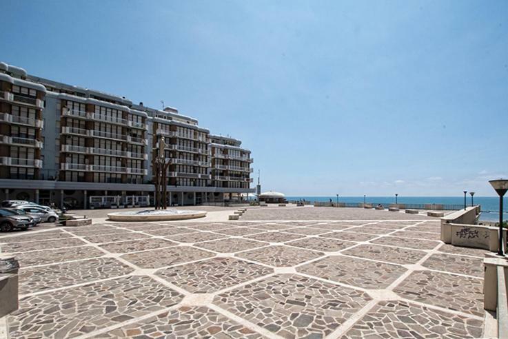 נטונו Hotel Scacciapensieri מראה חיצוני תמונה