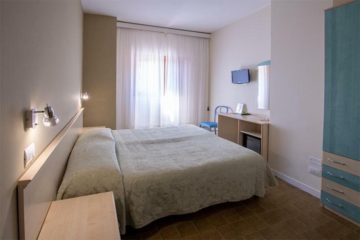 נטונו Hotel Scacciapensieri מראה חיצוני תמונה